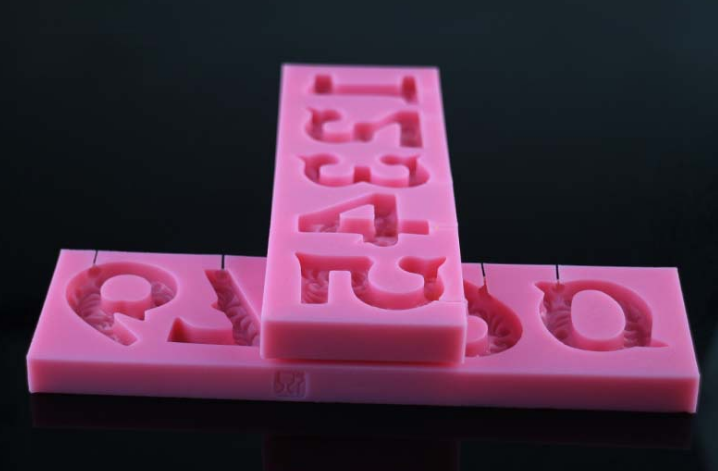 硅胶模具制作过程中出现气泡的原因和解决办法 硅胶模具制作过程中出现气泡的原因和解决办法