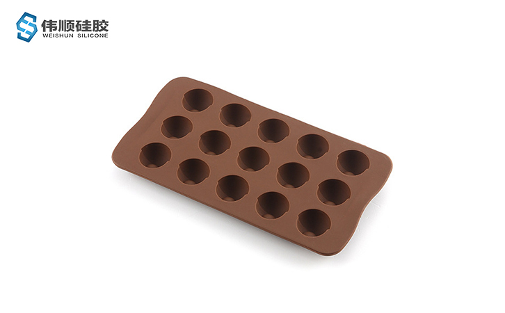 硅胶制品怎么避免白点的产生 硅胶制品怎么避免白点的产生