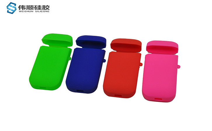 硅胶?；ぬ咨被嵊心男┪侍? width=