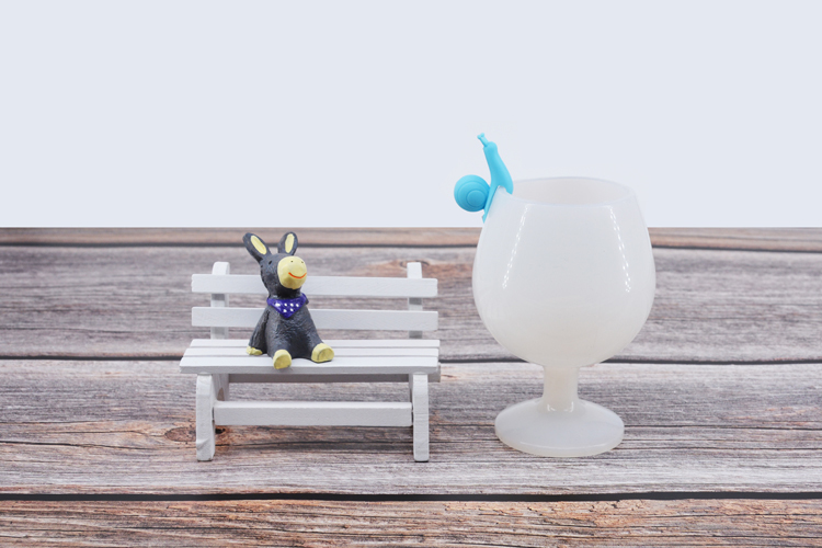 怎样区分铂金硅胶和普通硅胶 怎样区分铂金硅胶和普通硅胶