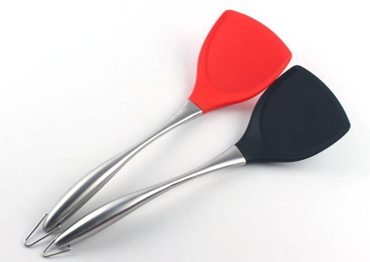 硅胶制品厂硅胶锅铲和木铲、不锈钢铲的优缺点对比