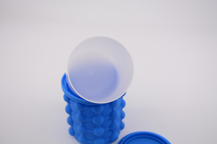 硅胶冰桶,硅胶制冰器,硅胶冰杯 硅胶冰桶,硅胶制冰器,硅胶冰杯